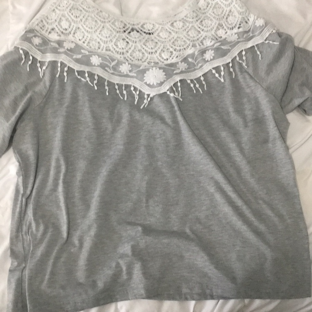 Gorgeous lace and gray top!